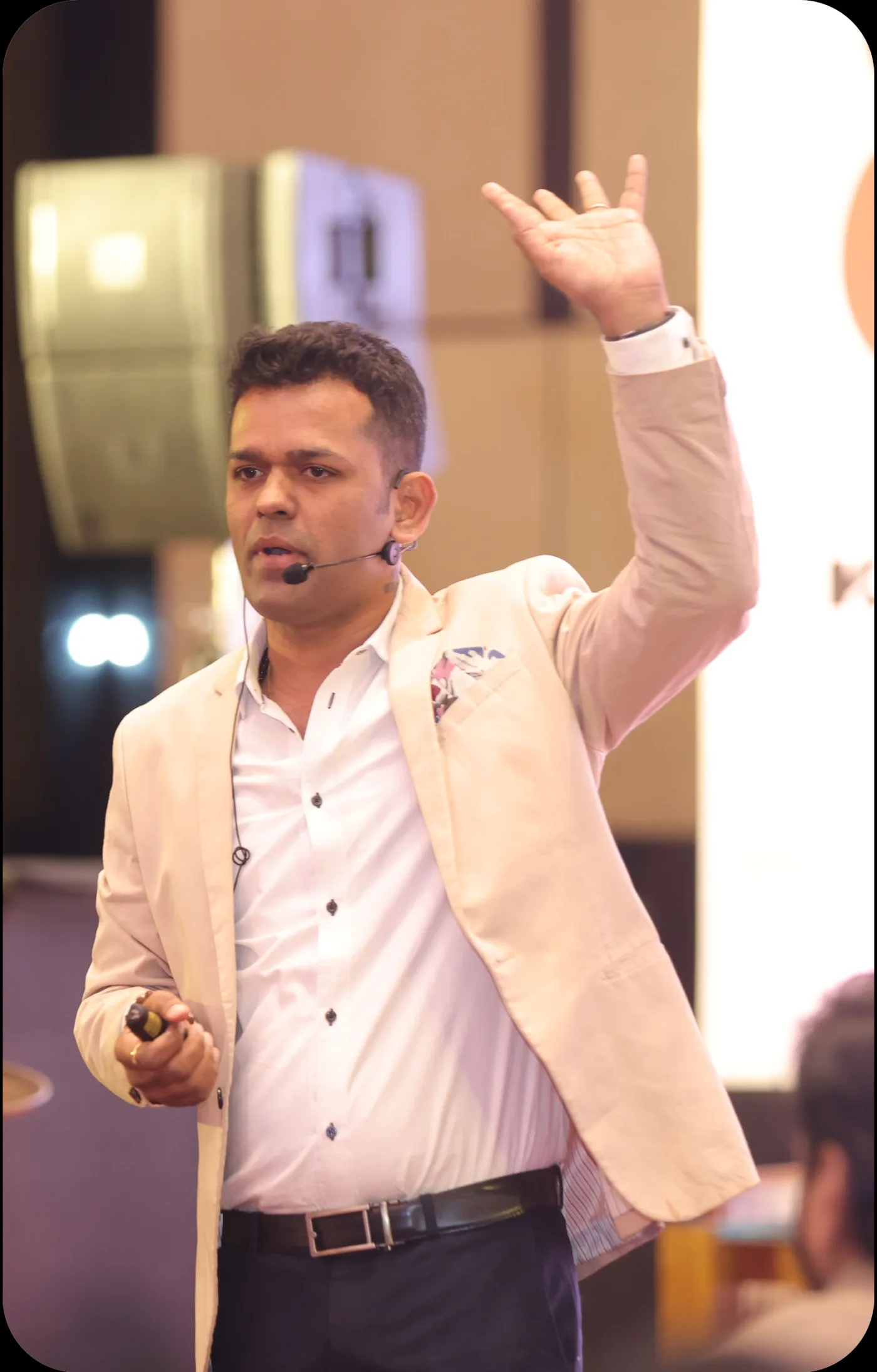 Avinash Anand Singh addressing a corporate audience
